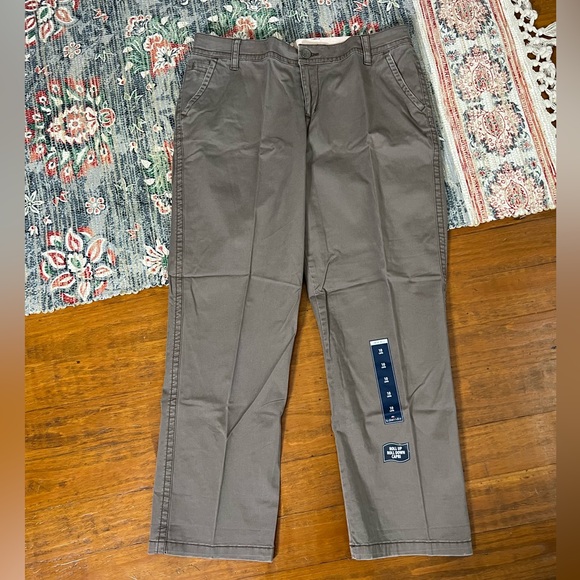 St. John’s Bay comfort waist taupe shadow capris NWT - Picture 10 of 11